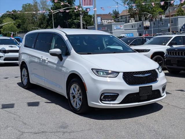 2023 Chrysler Pacifica Touring L AWD