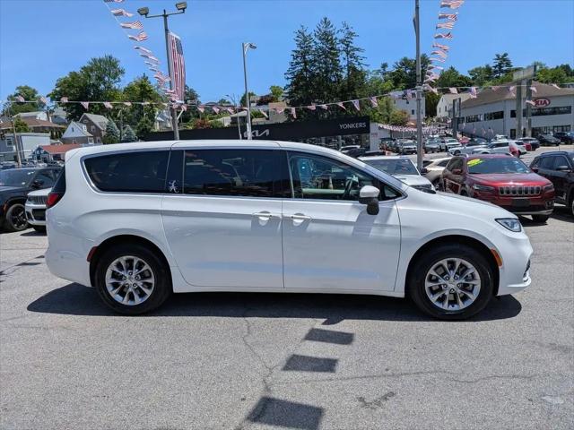2023 Chrysler Pacifica Touring L AWD