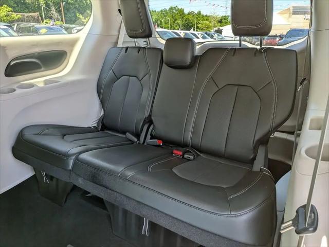 2023 Chrysler Pacifica Touring L AWD
