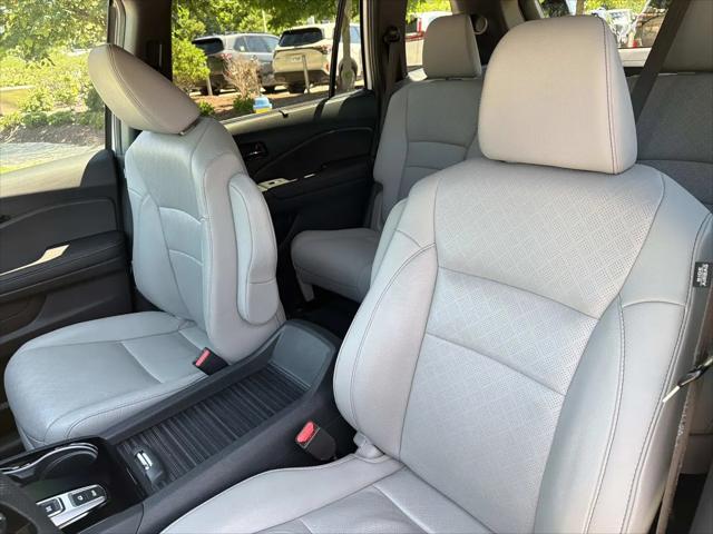 2023 Honda Passport AWD Elite