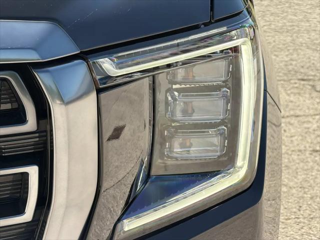 2024 GMC Yukon 4WD AT4