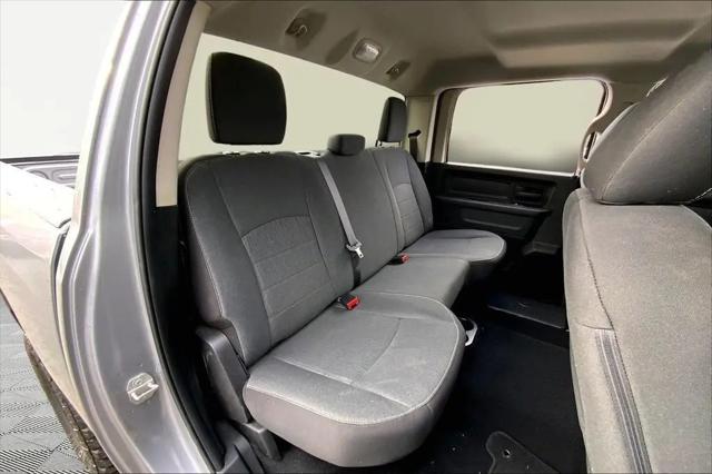2024 Ram 1500 Classic Tradesman Crew Cab 4x4 5'7" Box