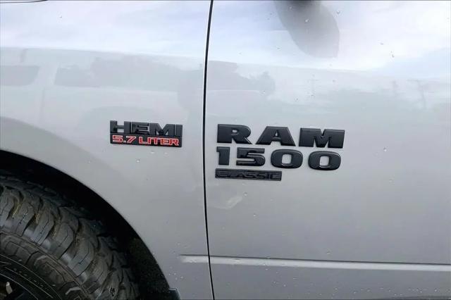 2024 Ram 1500 Classic Tradesman Crew Cab 4x4 5'7" Box