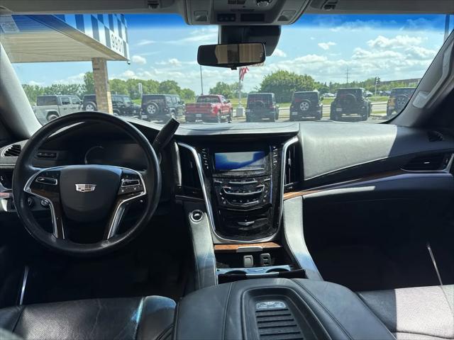 2020 Cadillac Escalade ESV 4WD Luxury