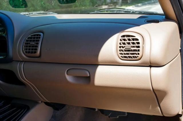 1999 Dodge Ram 2500 Base