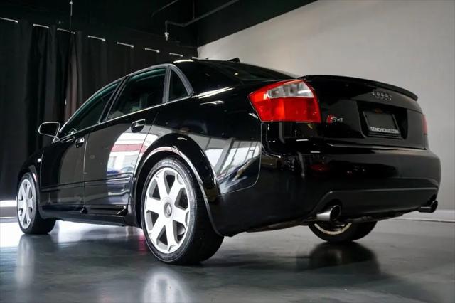2004 Audi S4 Standard