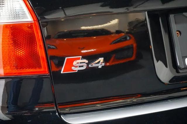 2004 Audi S4 Standard