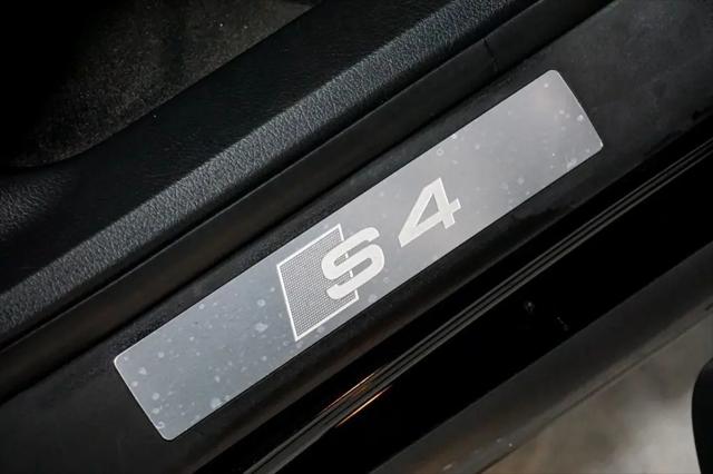 2004 Audi S4 Standard