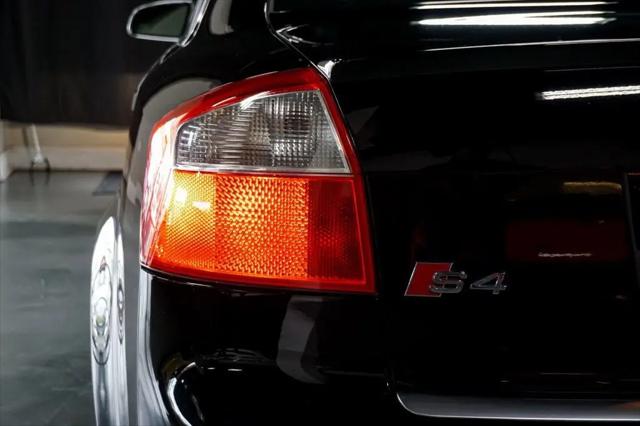 2004 Audi S4 Standard