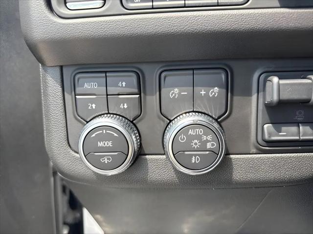 2023 GMC Yukon XL 4WD AT4