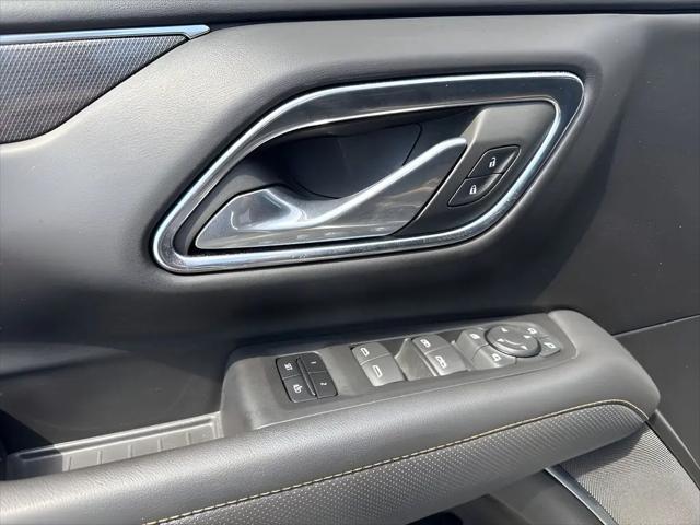 2023 GMC Yukon XL 4WD AT4