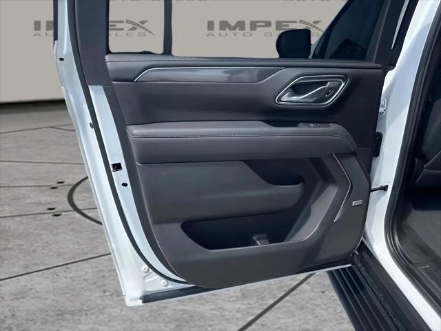 2023 GMC Yukon XL 4WD AT4