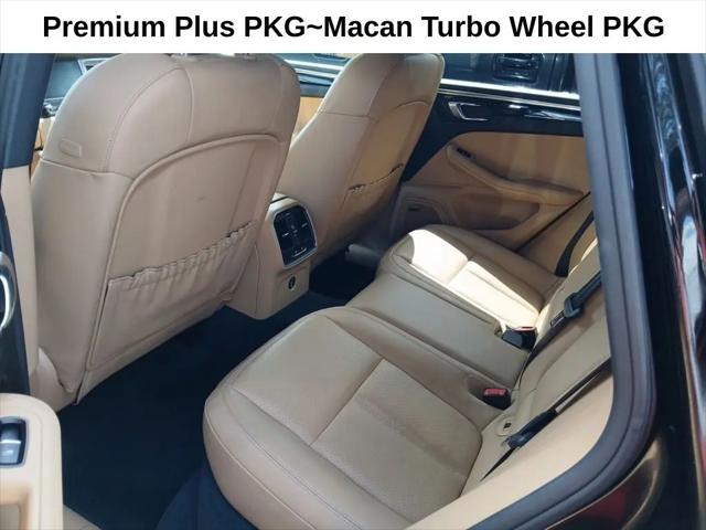 2017 Porsche Macan Macan