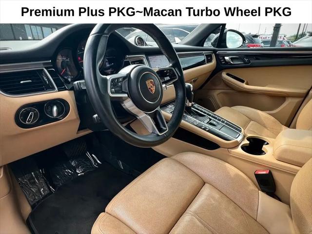 2017 Porsche Macan Macan