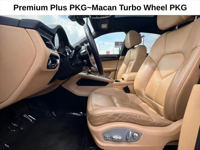 2017 Porsche Macan Macan