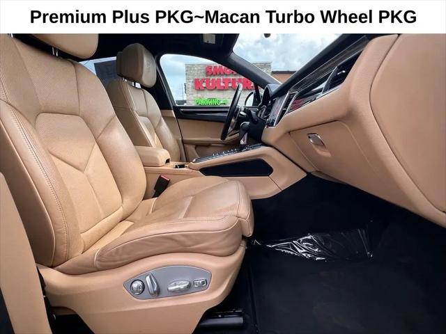 2017 Porsche Macan Macan