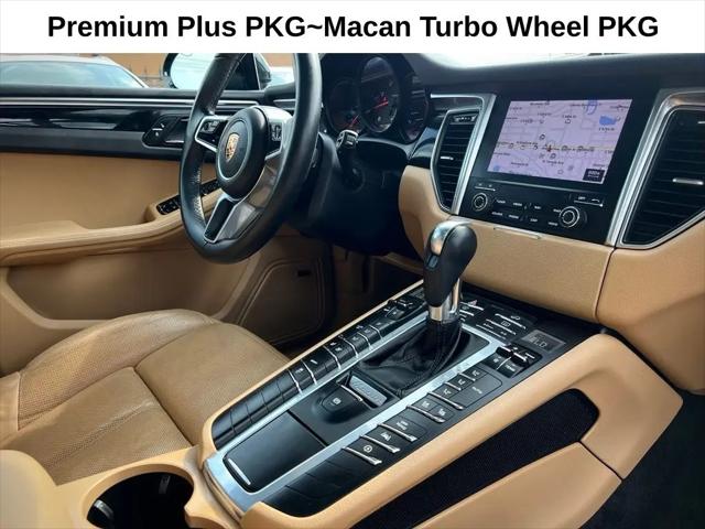 2017 Porsche Macan Macan