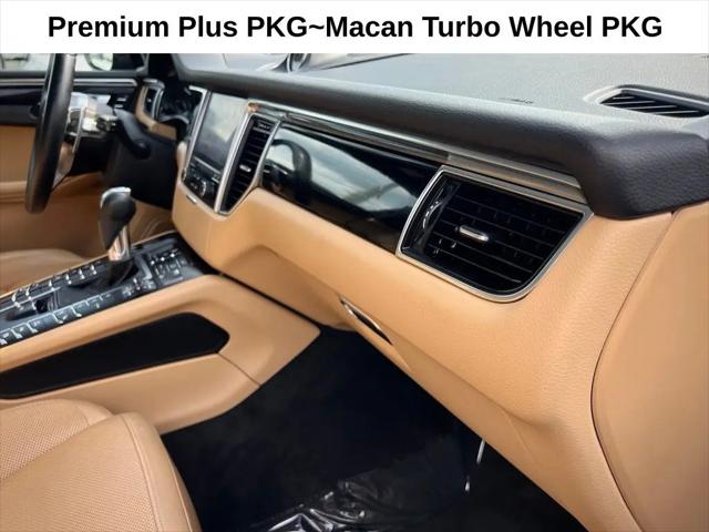 2017 Porsche Macan Macan