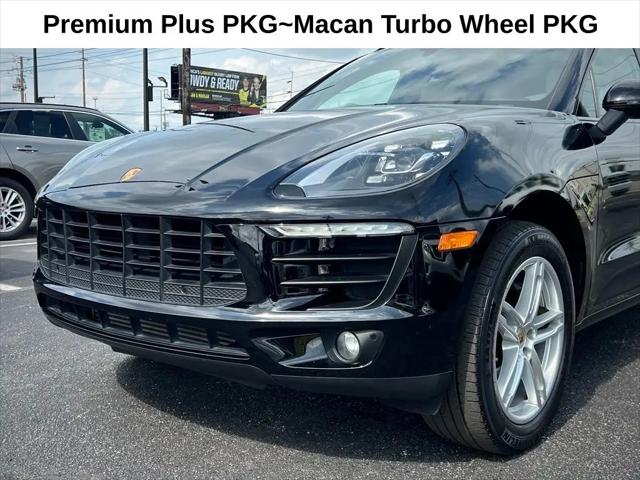 2017 Porsche Macan Macan