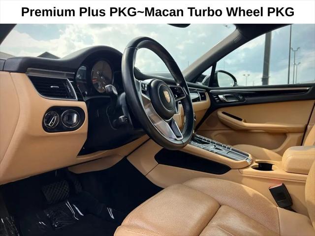 2017 Porsche Macan Macan
