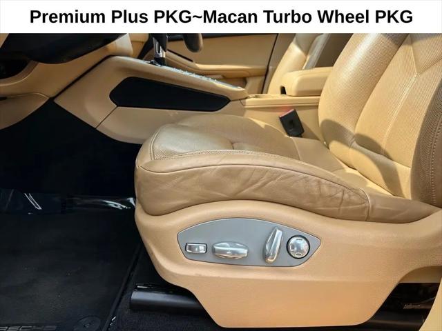 2017 Porsche Macan Macan