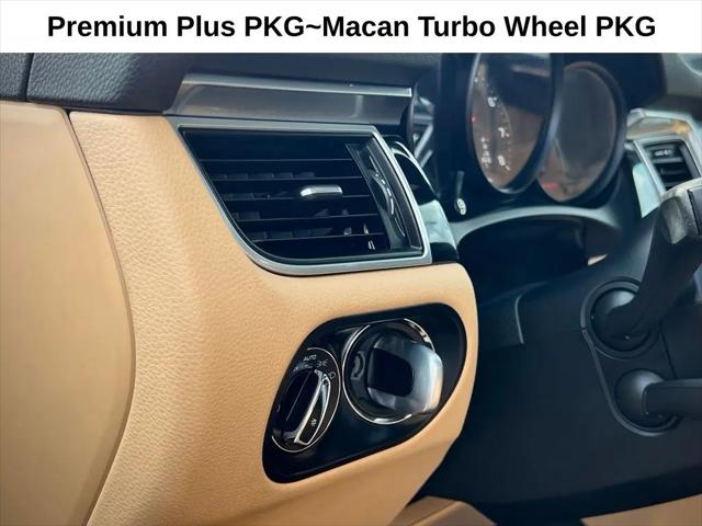 2017 Porsche Macan Macan