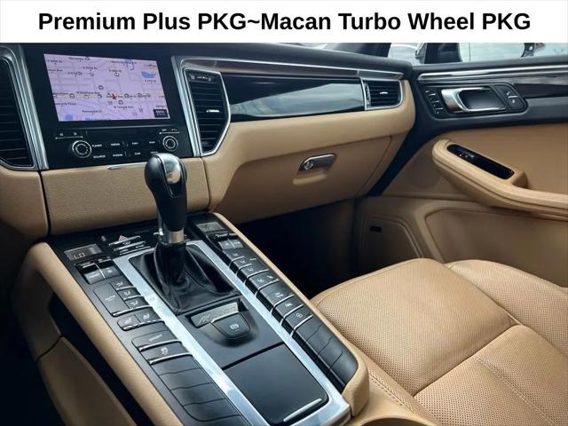 2017 Porsche Macan Macan