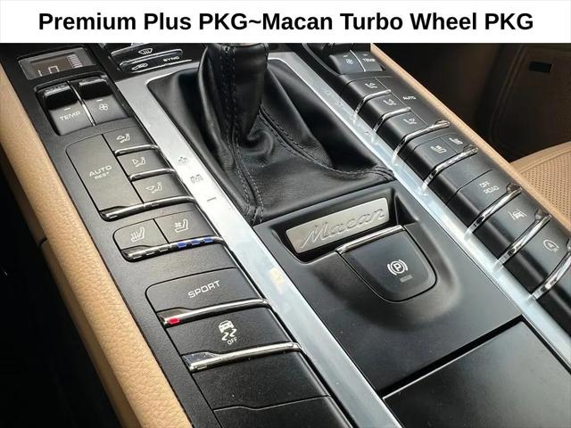 2017 Porsche Macan Macan