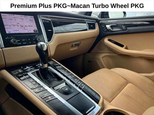2017 Porsche Macan Macan