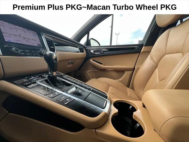 2017 Porsche Macan Macan