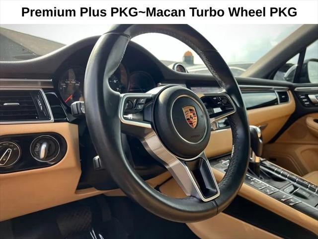 2017 Porsche Macan Macan
