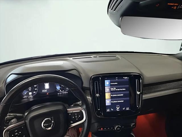 2019 Volvo XC40 T5 R-Design