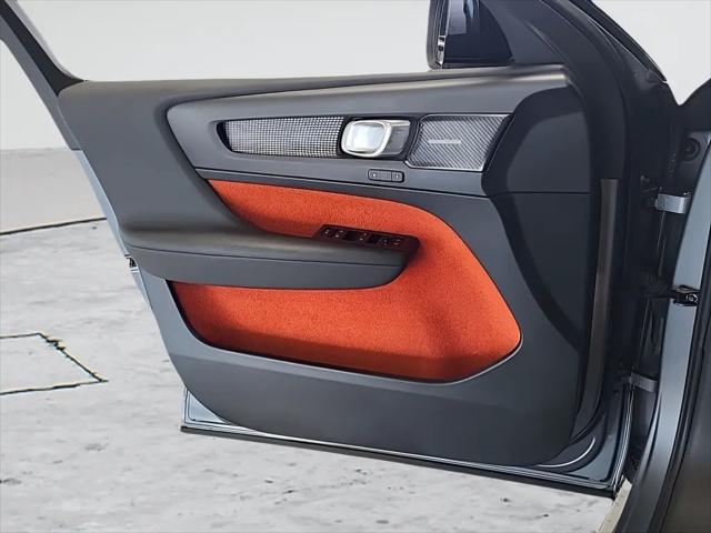 2019 Volvo XC40 T5 R-Design