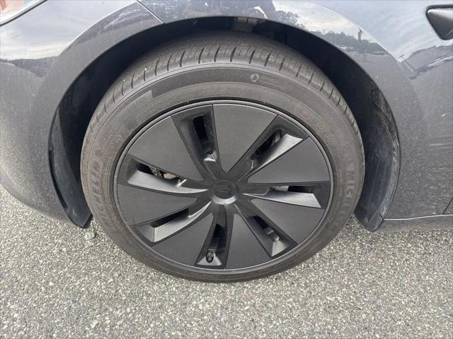 2025 Tesla Model 3 Standard Rear-Wheel Drive