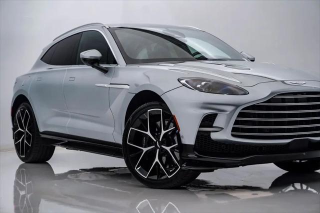2026 Aston Martin DBX 707