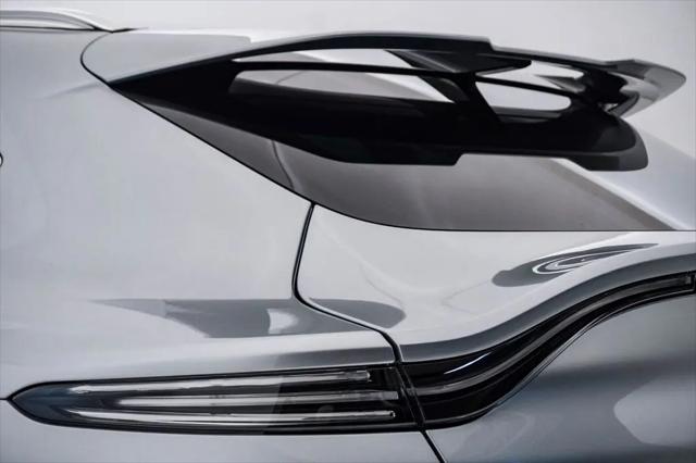 2026 Aston Martin DBX 707