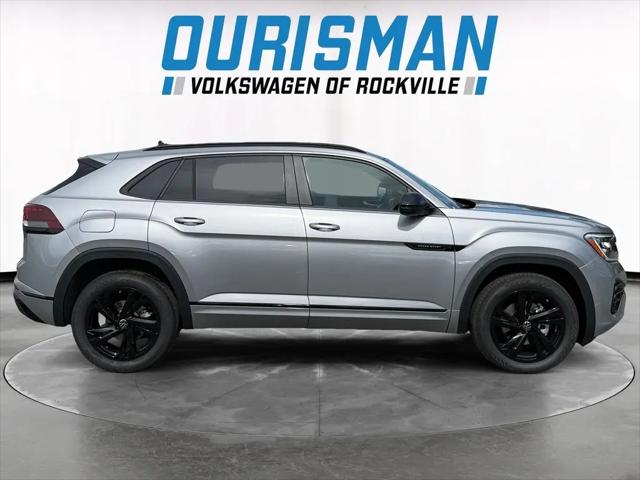 2026 Volkswagen Atlas Cross Sport SEL R-Line Black