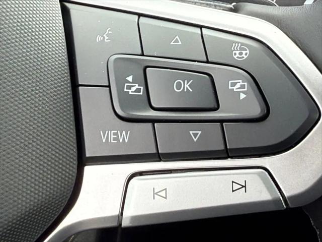 2026 Volkswagen Atlas Cross Sport SEL R-Line Black