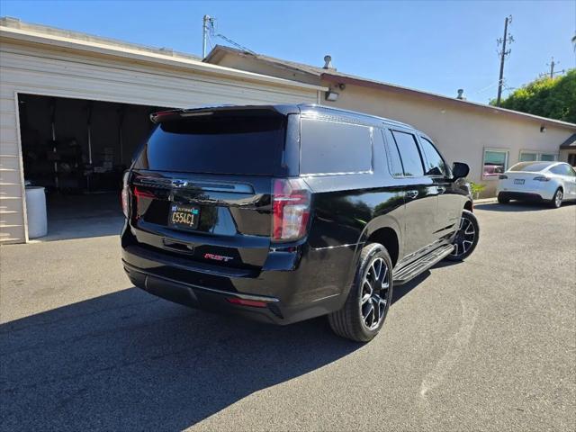 2021 Chevrolet Suburban 4WD RST