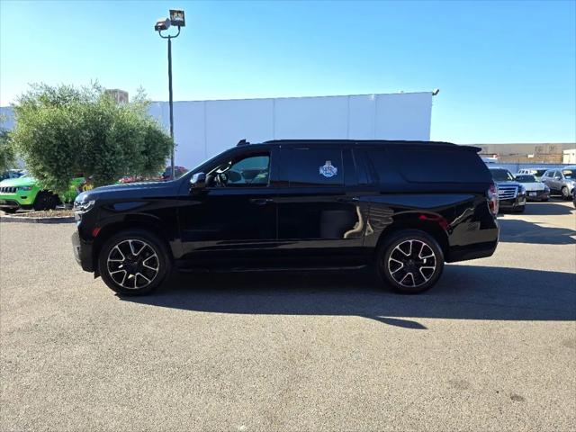 2021 Chevrolet Suburban 4WD RST