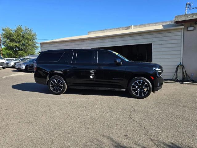 2021 Chevrolet Suburban 4WD RST