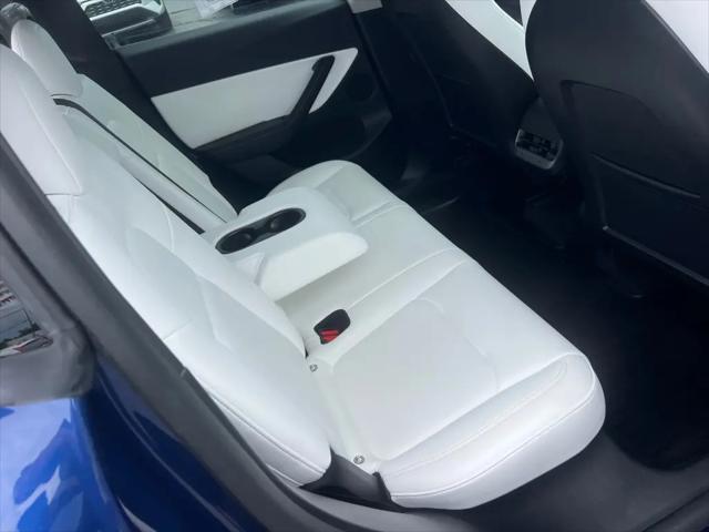 2022 Tesla Model Y Long Range Dual Motor All-Wheel Drive