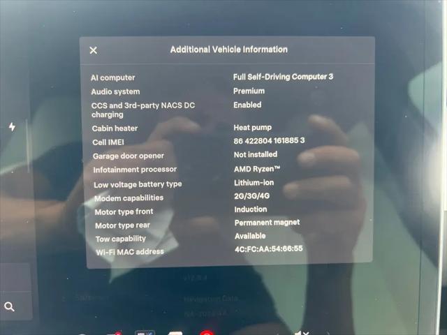 2022 Tesla Model Y Long Range Dual Motor All-Wheel Drive