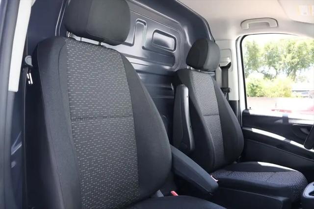 2023 Mercedes-Benz Metris Standard
