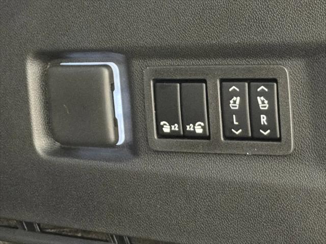 2026 GMC Yukon 4WD AT4