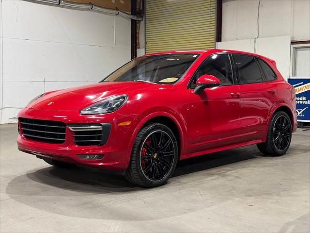 2017 Porsche Cayenne GTS