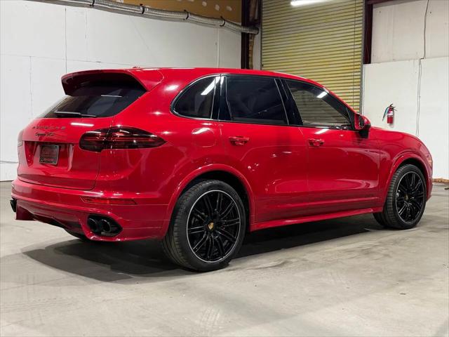 2017 Porsche Cayenne GTS