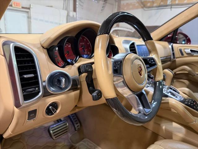 2017 Porsche Cayenne GTS