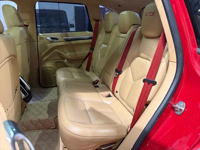 2017 Porsche Cayenne GTS