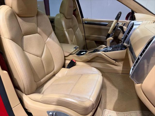 2017 Porsche Cayenne GTS